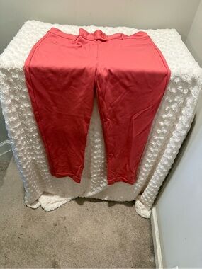 Betabrand Coral Ankle-Length Cropped Pants